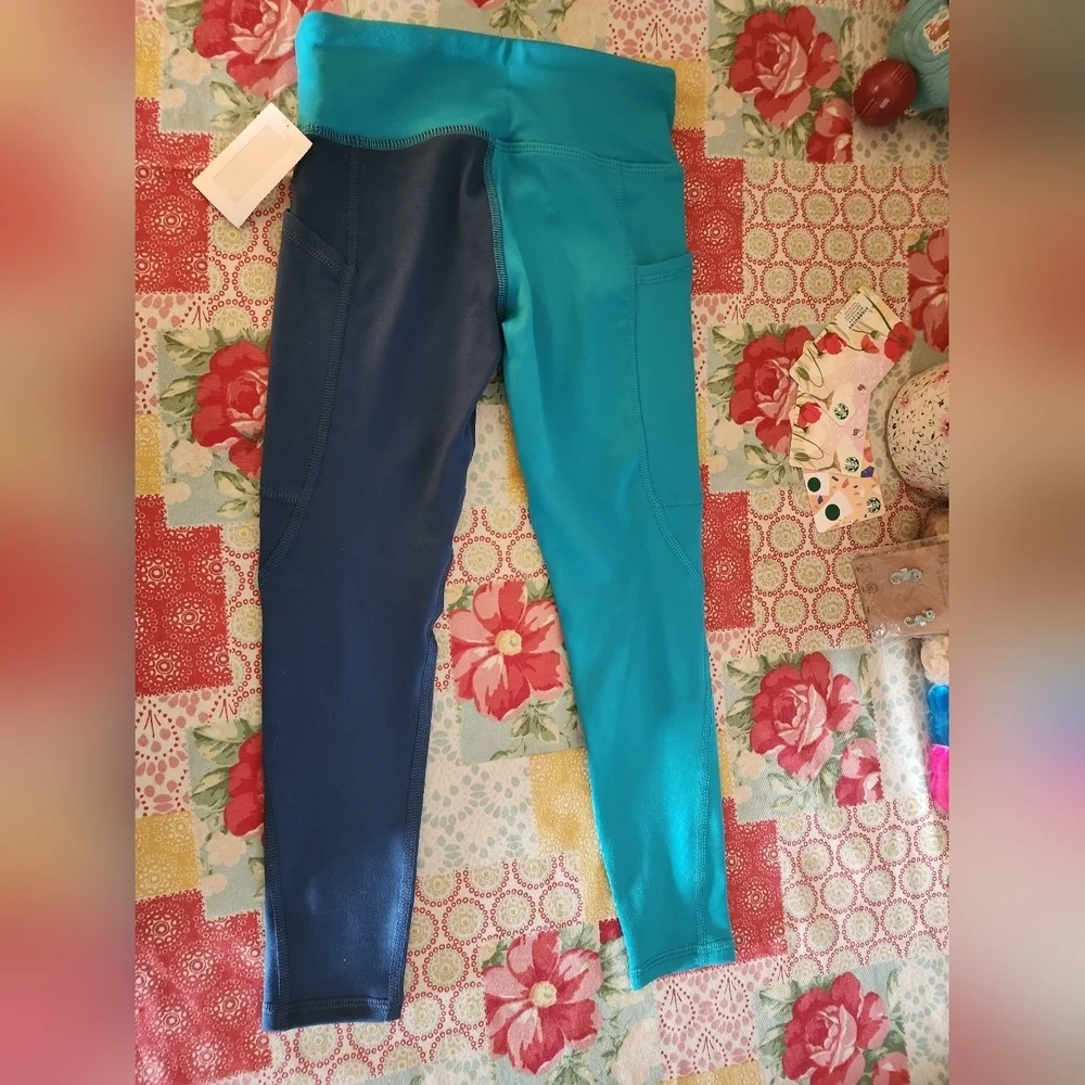 Nwt athletic works 2 tone leggings w/pocket - Picture 5 of 7